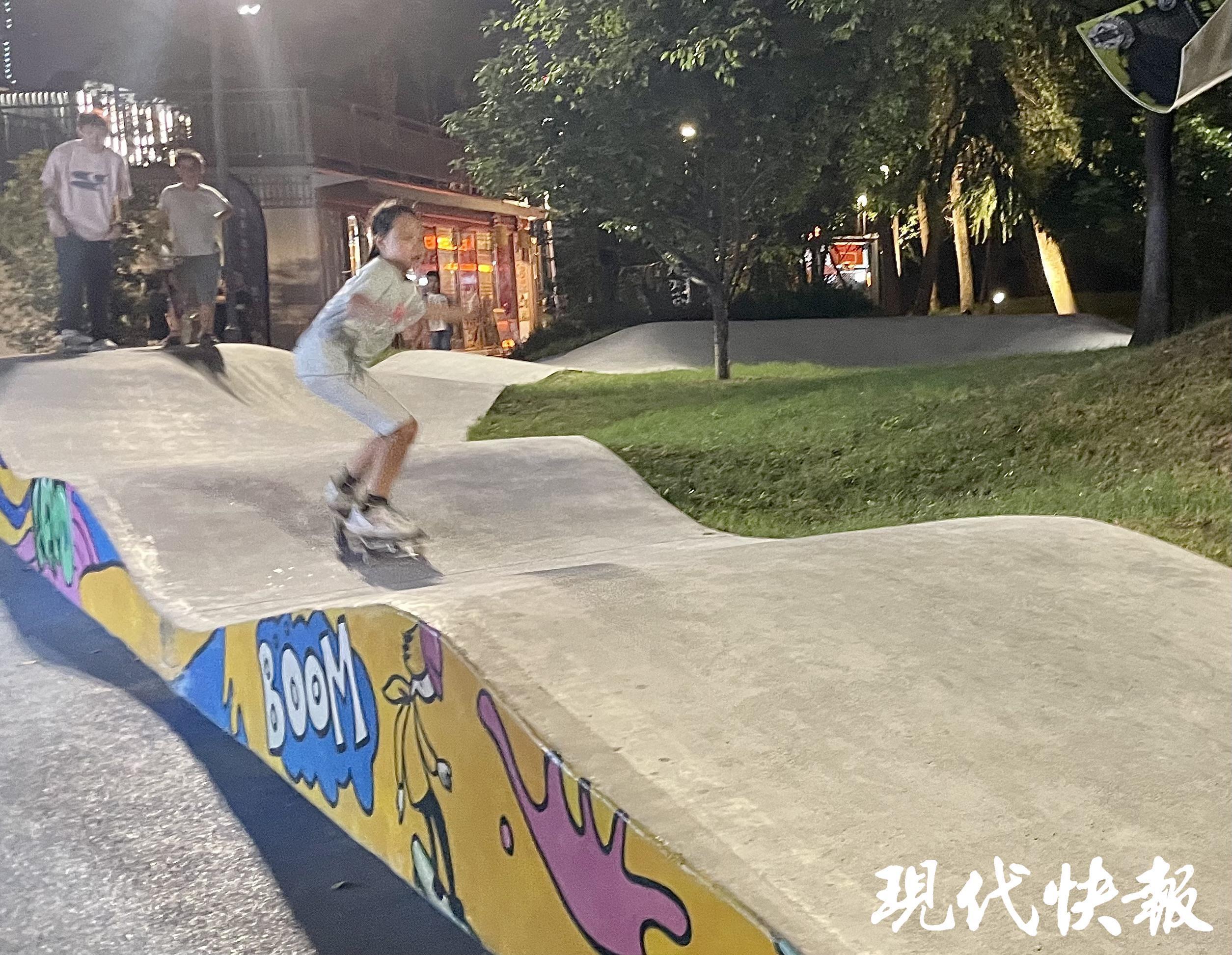 文脉华章｜奥运刮起“潮玩”风体育文化的年轻BOB彩票平台态表达(图4)