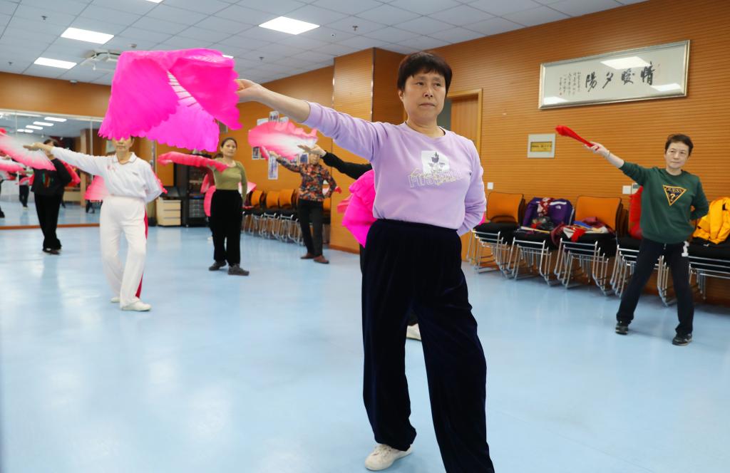 健康不“宅”冬冬季BOB彩票官网运动小贴士来了(图1)